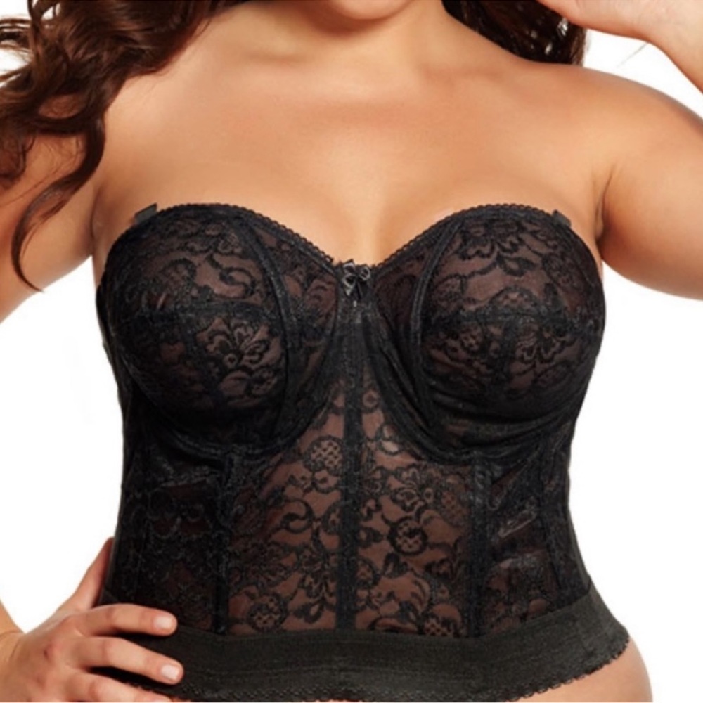 Vintage goddess Full Cup Corset bra Union label Black lace low back SZ 44D EUC